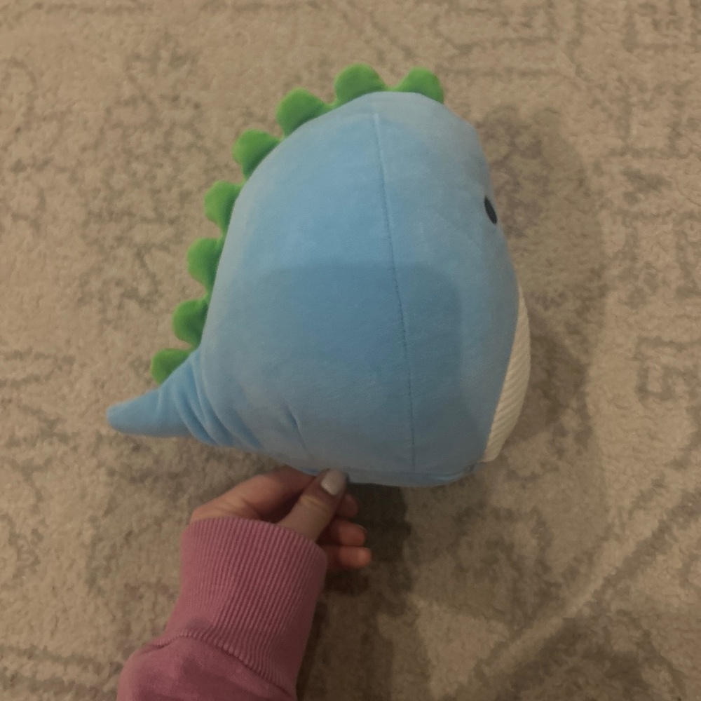 7-inch dinosaur, “Rashad” squishmallow